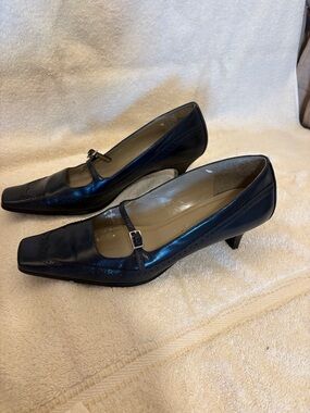 NINE WEST Mary Jane Pumps